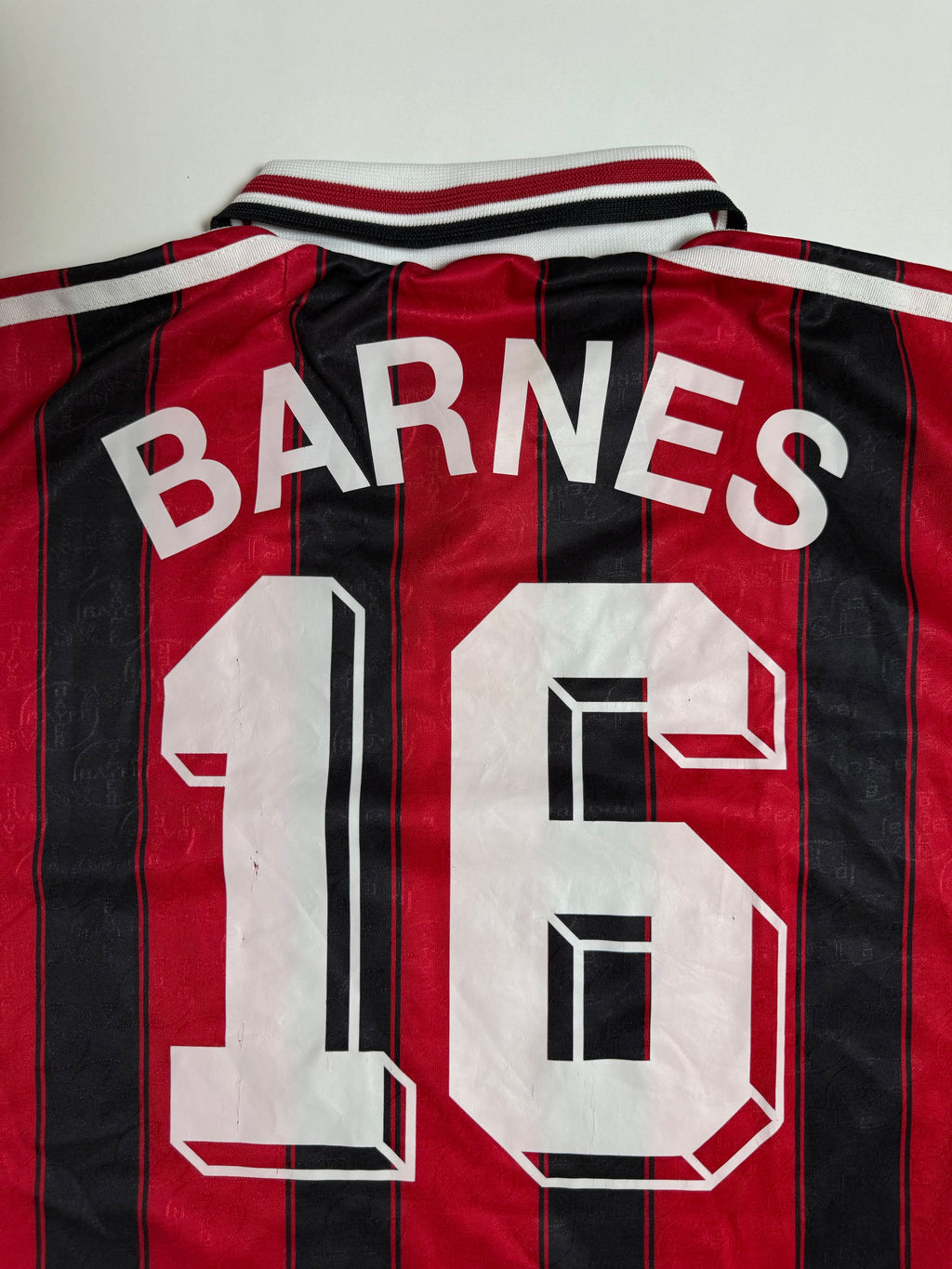 Bayer 04 Leverkusen Heimtrikot 95/96 - #16 Barnes - L