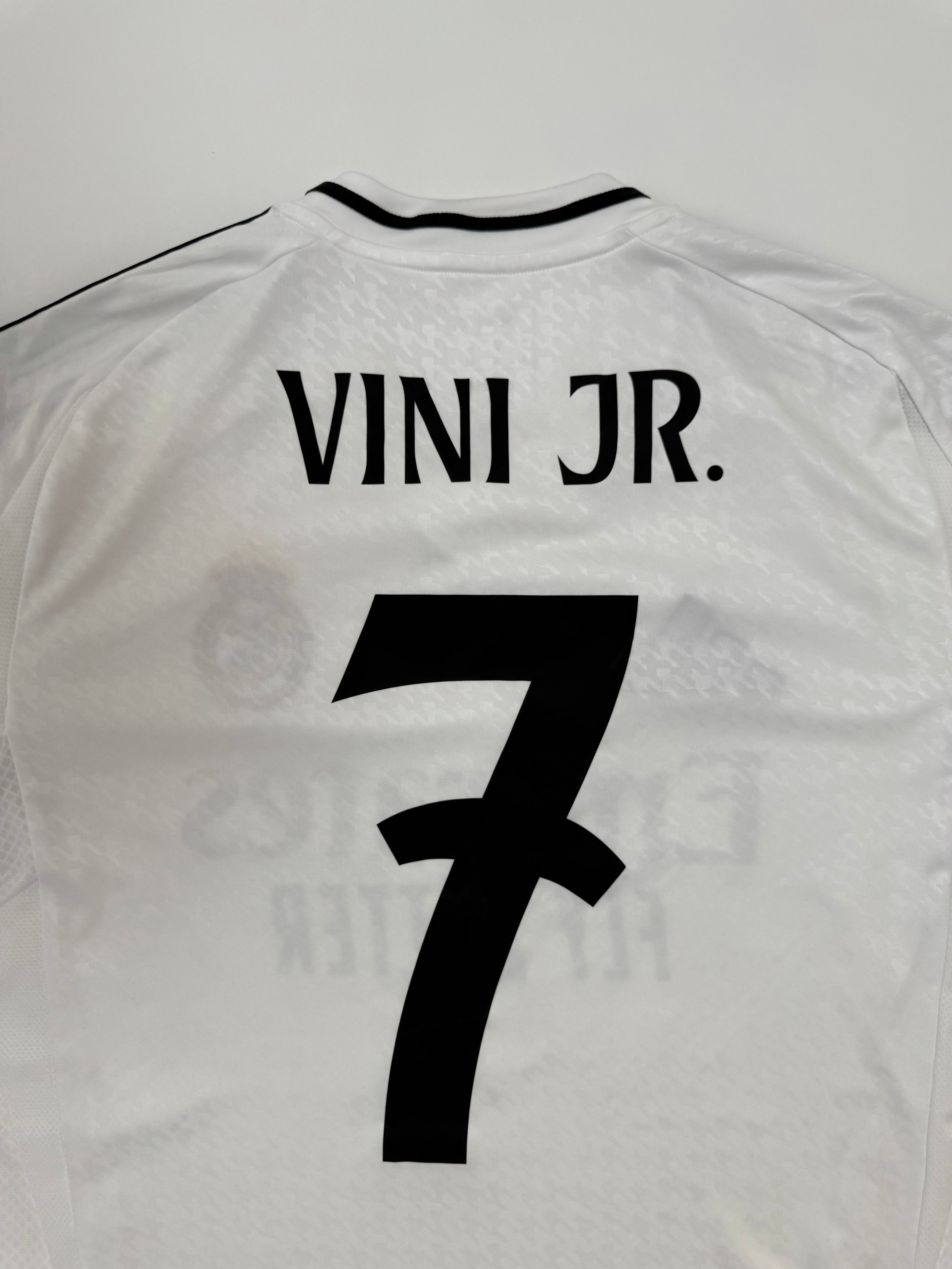 Real Madrid Heim 24/25 - #7 Vini Jr. - M