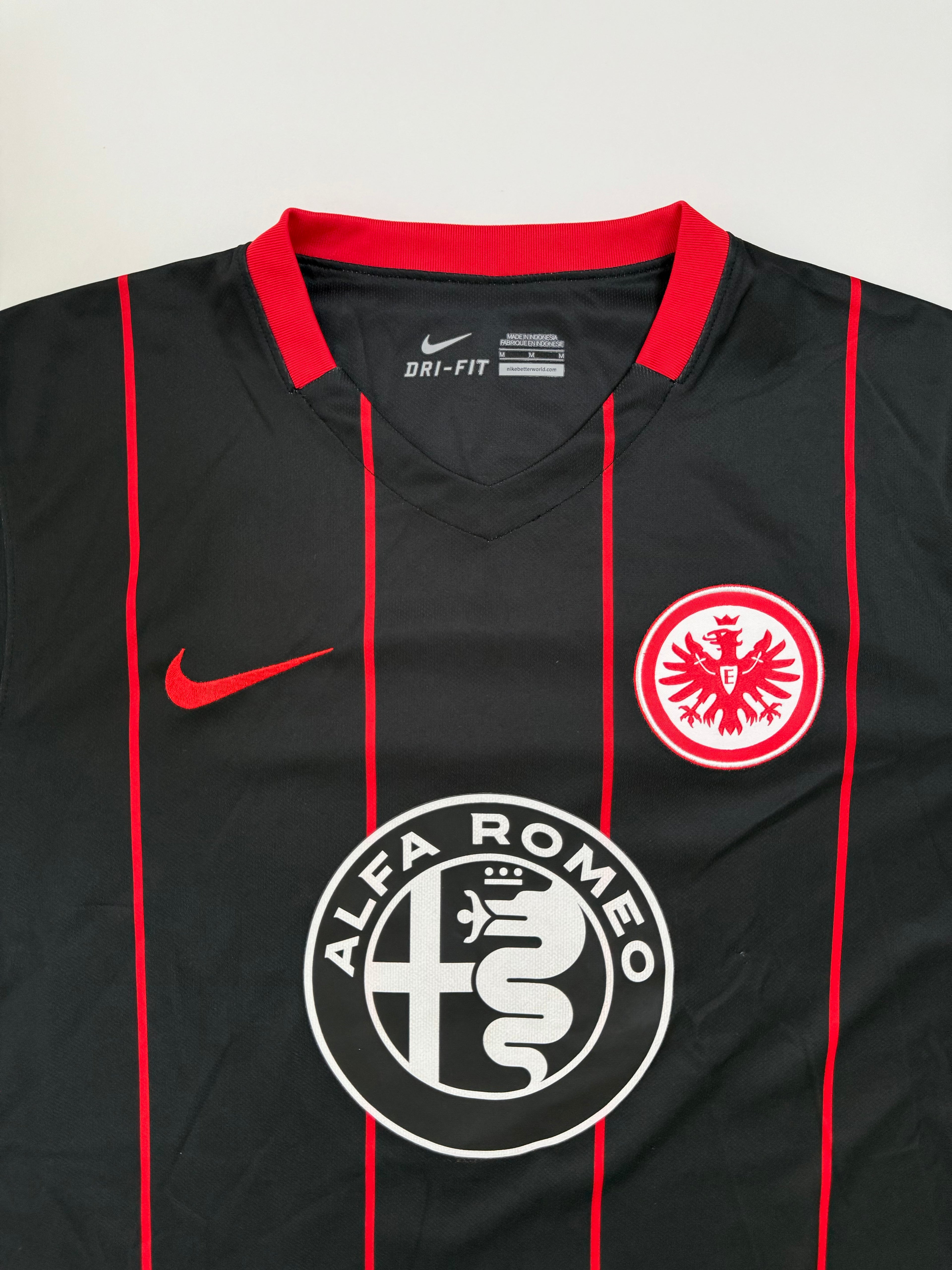 Eintracht Frankfurt Heim 15/16 - #4 Russ - M
